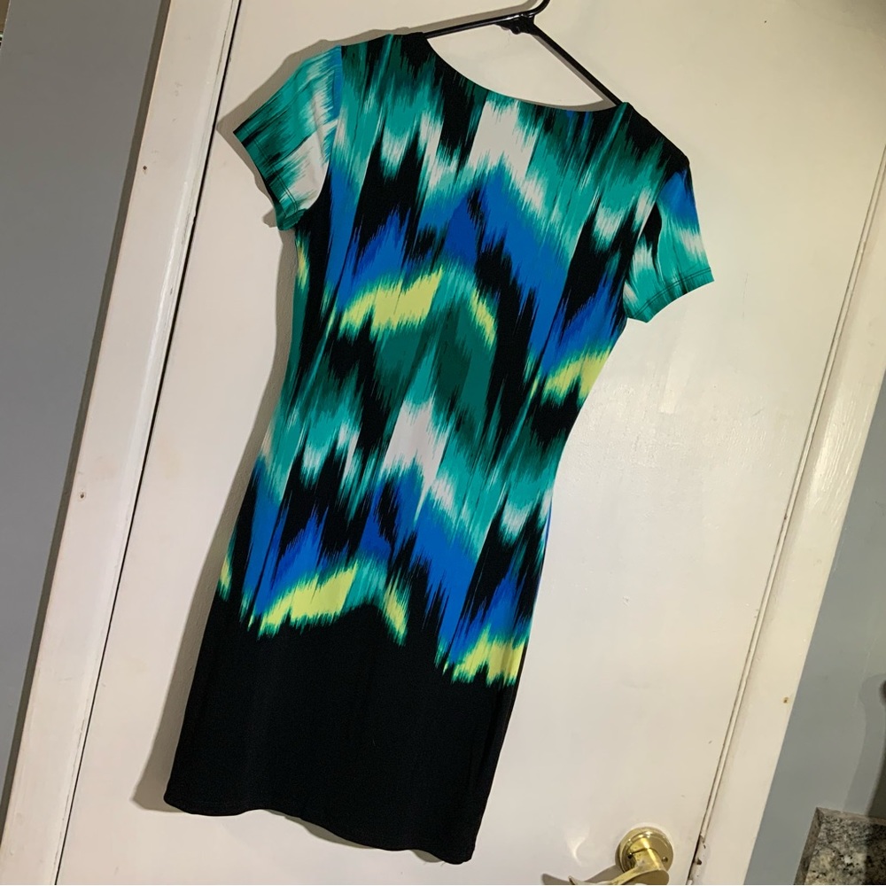 J-Lo Zig Zag Colorful Bodycon Cap Sleeve Mini Dress SZ XS - Picture 1 of 11